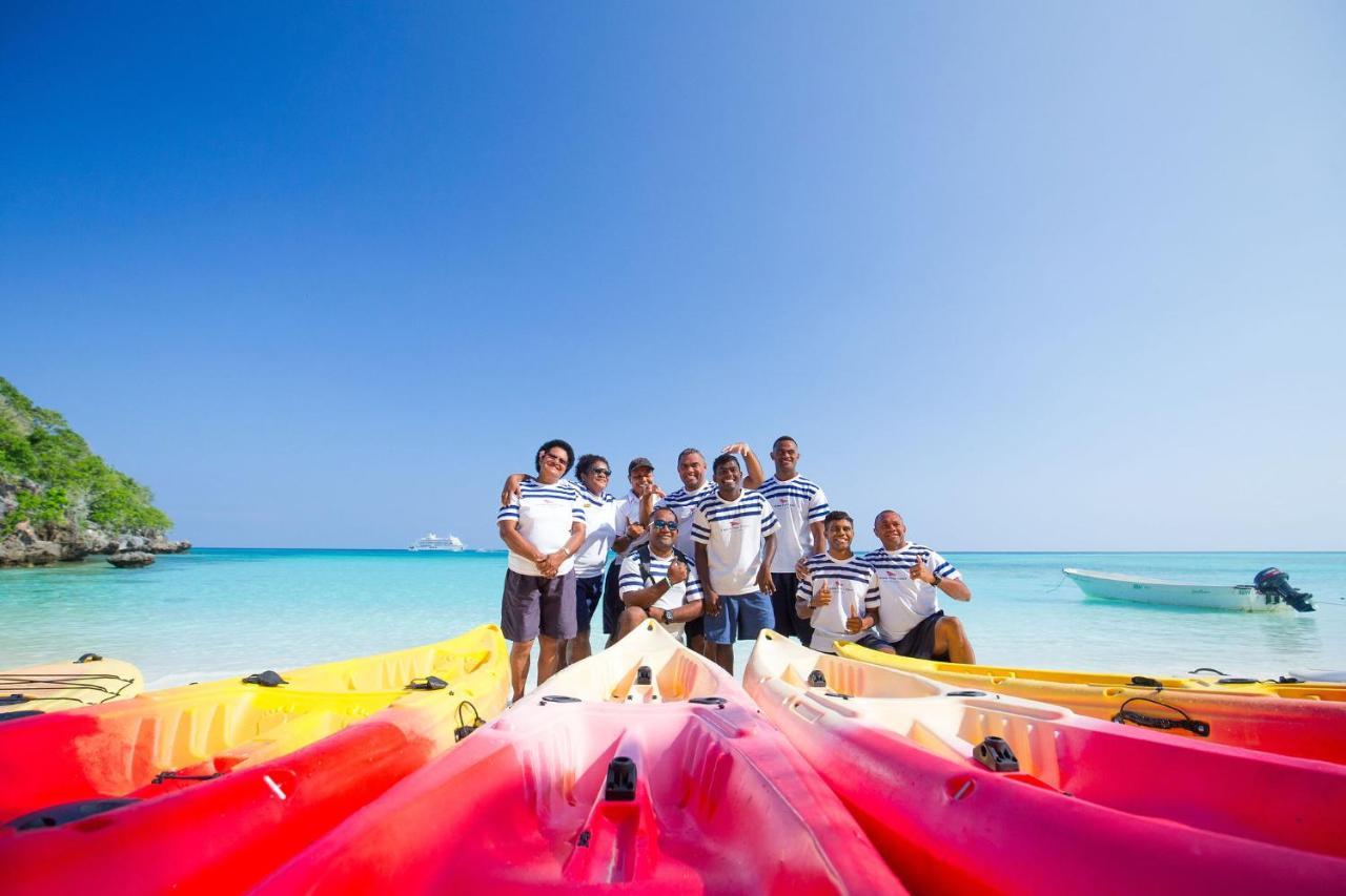 Captain Cook Cruises Fiji - Reef Endeavour Denarau Island Buitenkant foto