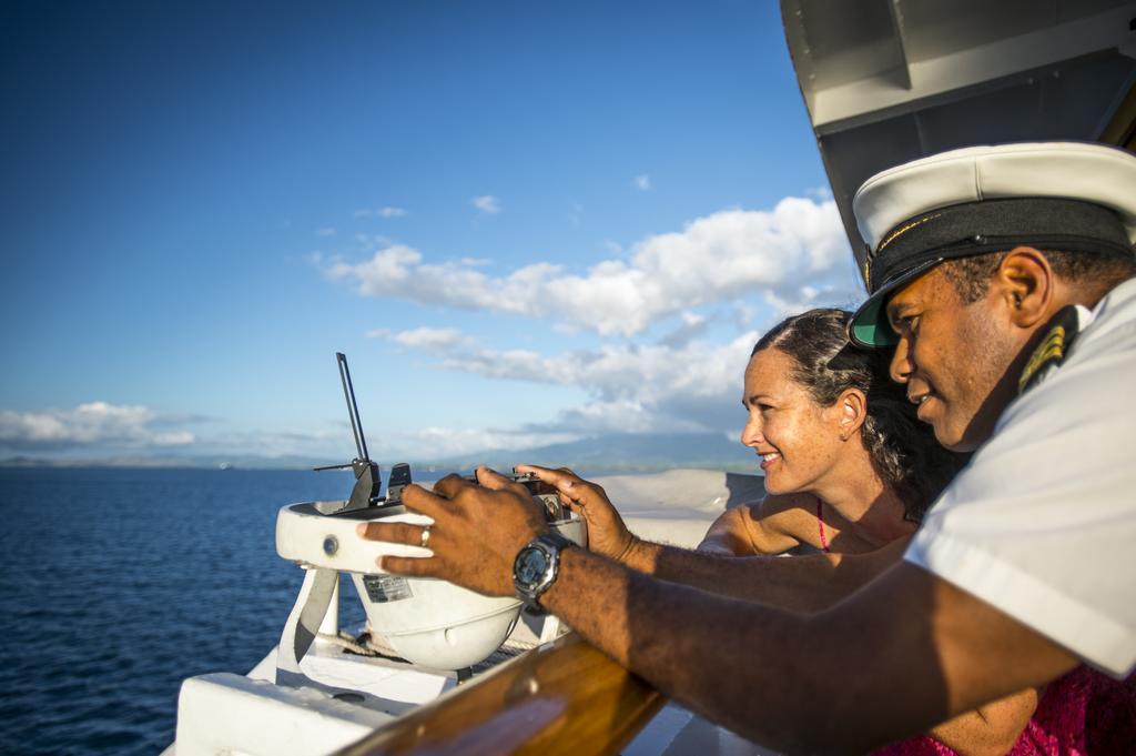Captain Cook Cruises Fiji - Reef Endeavour Denarau Island Buitenkant foto