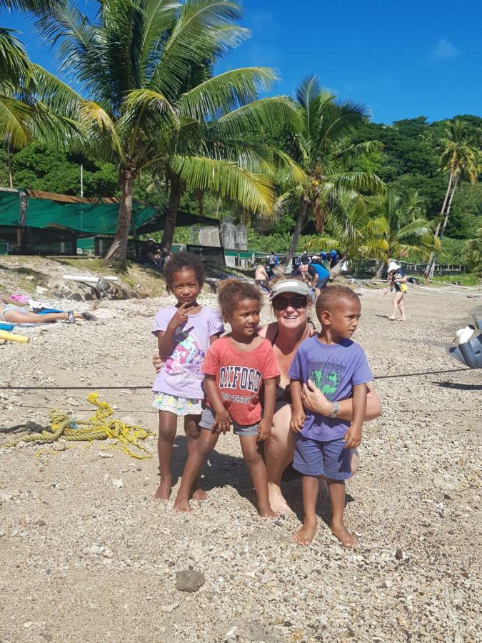 Captain Cook Cruises Fiji - Reef Endeavour Denarau Island Buitenkant foto